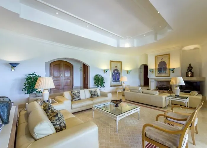 Villa Palatial In Hacienda Chapas, *