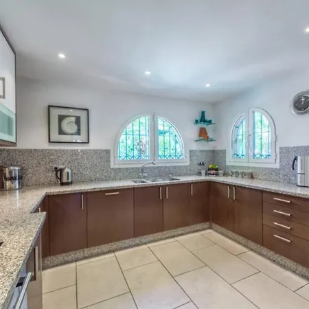 Palatial In Hacienda Chapas, Βίλα *