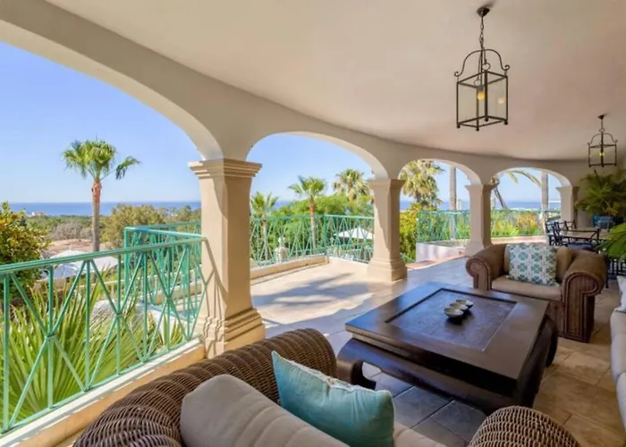 Palatial In Hacienda Chapas, Villa *