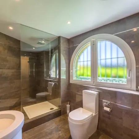 Palatial In Hacienda Chapas, *